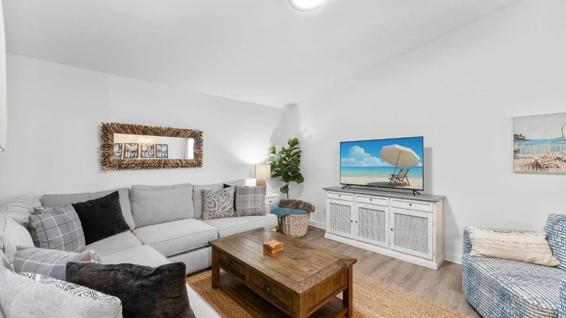 Aqua Believe It Villa Panama City Beach Holiday home